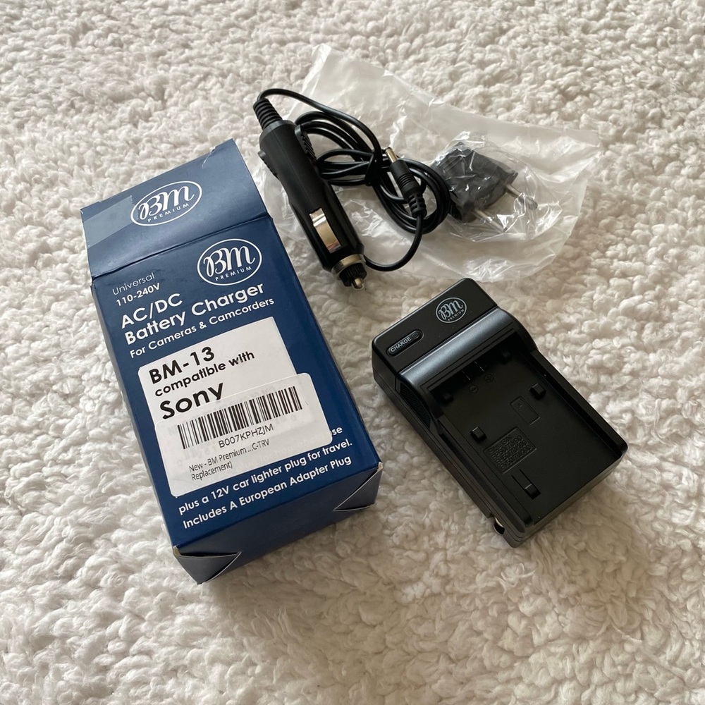 BM Premium | Sony Third-Party Battery Charger